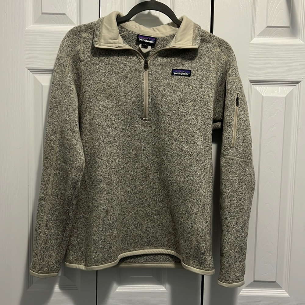 Patagonia 3/4 zip gray Heather w/ beige trim gently worn size S $45 great shape - Picture 1 of 7